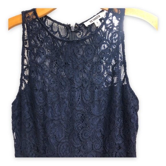 NWT Revolve BB Dakota by Steve Madden Fenton Lace Mini Dress Navy Size 6 - Picture 6 of 12